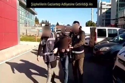 Yakıtı bitince çaldıkları otomobili terk eden şahıslar yakalandı