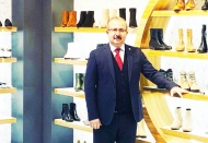 Yangın bölgesine yanmaz tabanlı 3 bin çift ayakkabı yollandı