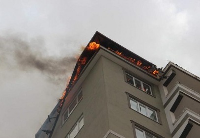 Yangın, çevre sakinlerini korkuttu
