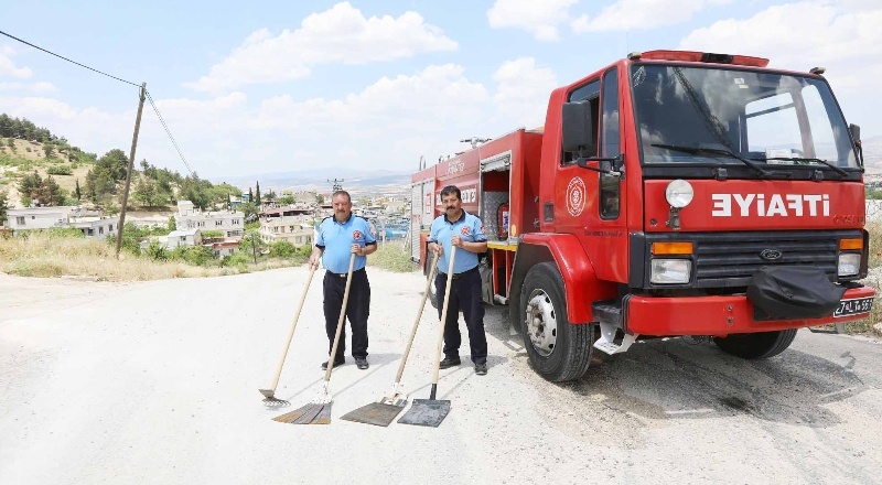 Yangın risklerine karşı ekim alanlarında nöbet tutuluyor