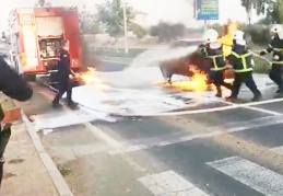 Yangına müdahale eden itfaiye erleri ölümden döndü