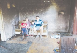 Yangında yaralanan anne ile oğlu 9 günlük yaşam mücadelesini kaybetti