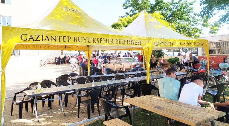 Yangından etkilenen 72 aileye yardım yapılacak