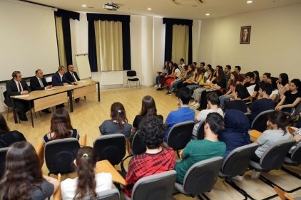 Yapay zekâyı öğrenmek için araştırma yapın ve çok okuyun