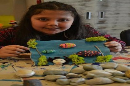 Yaratıcı Sanat Atölyeleri&#8217;nde drama, mozaik eğitimi de var