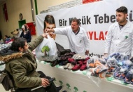 Yardıma muhtaç ailelerin ihtiyaçları gideriliyor