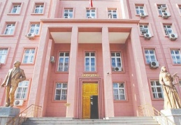 Yargıtay üyesi: Yargıda her tarikatın WhatsApp grubu var”