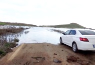 Yarım asırlık yol baraj altında kaldı