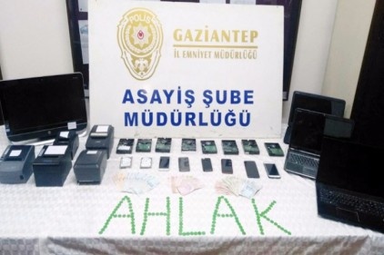 Yasa dışı bahis operasyonunda 12 kişi gözaltına alındı