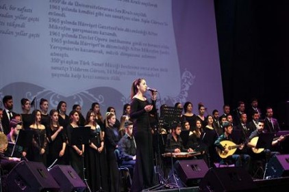 &#8220;Yaşamak Var Şarkılarda&#8221;