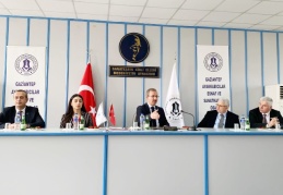 Yaşanan sorunların kaynağında hükümetin yanlış politikaları var