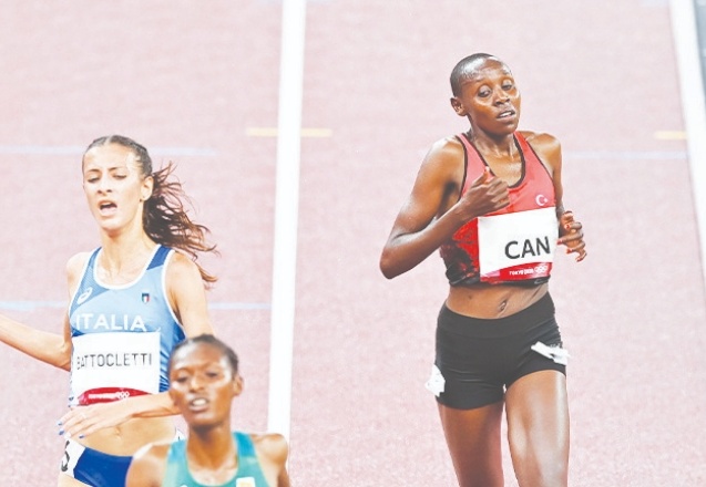 Yasemin Can, kadınlar 5000 metre finalinde 8. oldu