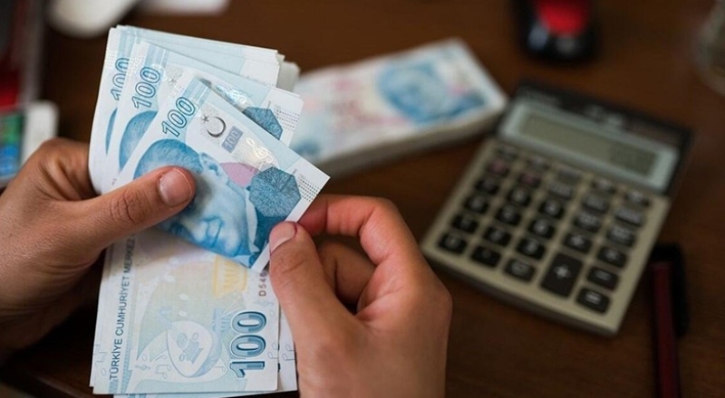 Yaşlı ve engelli aylıkları hesaplara yatmaya başladı