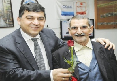 Yaşlı ve kimsesizlerin Sevgililer Günü’nü kutladı
