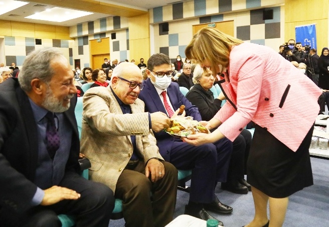 Yaşlılarımız için özel bir alan inşa edeceğiz