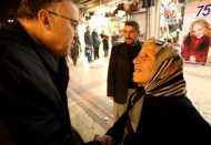 Yaşlılarımıza sahip çikmak asli görevimiz