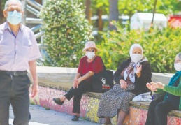 Yaşlıların yüzde 16'sı yoksul, yüzde 10'u işgücünde