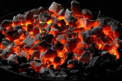 Yavuzeli ilçesinde kömür yardımı yapılıyor