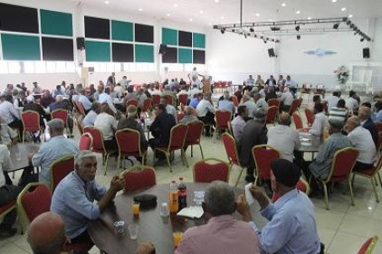 Yavuzeli İlçesindeki protokol, vatandaşlarla bayramlaştı.