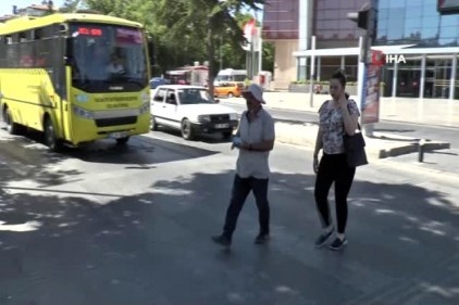 &#039;Yaya Öncelikli Trafik&#039; için yayalar ve sürücüler bilgilendirildi 