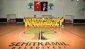 Yaz okulunda basket oynadı