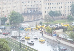 Yaz yağmurları devam ediyor