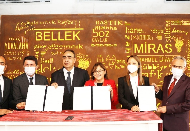 Yazıbağ’daki barınak için potokol imzalandı