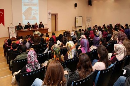 Yazmak yaşanmamış olan hayattan intikam almaktır