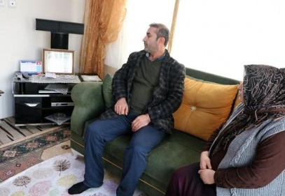 Yeğenlerini hastaneye götürürken, evi soyuldu