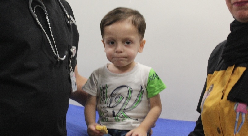 Yemek yiyemeyen akalazya hastası çocuk  sağlığına kavuştu