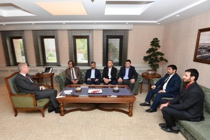 Yemen şu anda insani krizlerin en yoğun yaşandığı bir yer