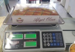 Yeminli baklavacıdan müşterilerine dara uyarısı