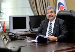 Yeni anayasa Türkiye’yi daha ileriye götüreceği için referandumda ‘evet’ oyu kullanacağım