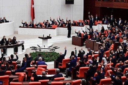 Yeni askerlik sistemi yarın Meclis&#8217;e geliyor 