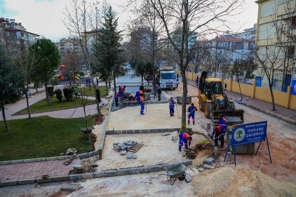 Yeni bir park-otopark yapım çalışmasında son aşamaya gelindi