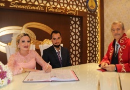 Yeni çiftlere nikah sürprizi