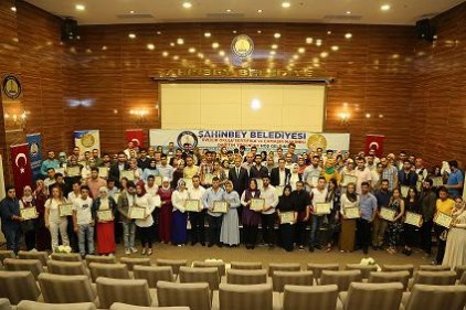 yeni evlenen 99 çift sertifika aldı