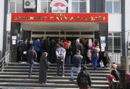 Yeni kimlik için günde 500-600 kişi başvuruyor