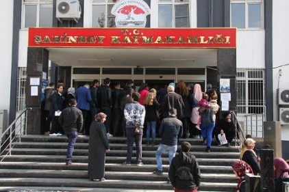 Yeni kimlik için günde 500-600 kişi başvuruyor