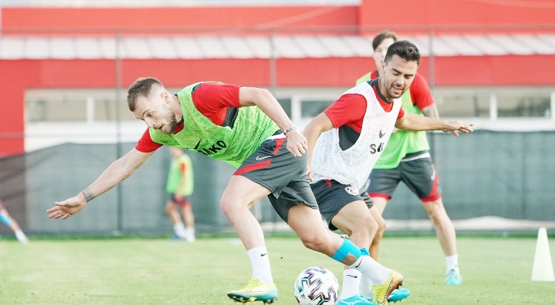 Yeni transfer Andre Felipe, ilk antrenmanına çıktı