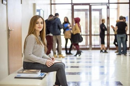 Yeni üniversite öğrencilerinin adaptasyonu sağlanacak