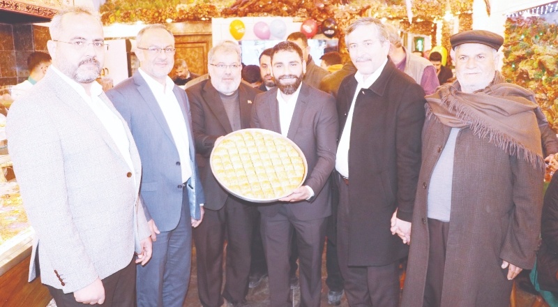 Yeni ve farklı bir lezzet getireceğiz sloganı ile yola çıktık