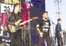 Yeni yılı Bertuğ Cemil konseriyle açtı