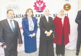 “Yerel yönetimlere kadına yönelik şiddette çok iş düşüyor”