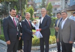 Yerel yönetimlerin AK Parti'nin omurgasıdır