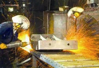 Yerli sanayiyi geliştirmek ve ileri teknoloji üretmekten başka rota yok