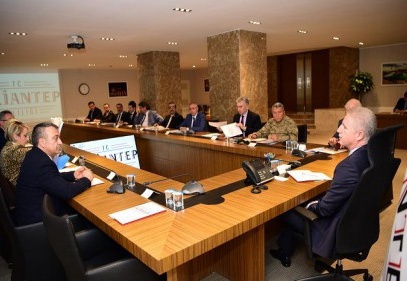 Yerli ve yabancı kayıt dışı çalışan tüm iş yerlerini tespit edeceğiz