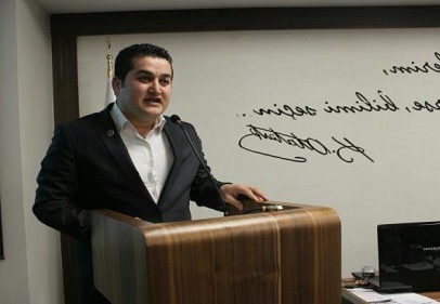 Yeşil alanları imar değişiklikleri ile katletmemek gerekiyor