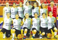 Yeşil-siyahlılar kritik galibiyetlerle zirvedeki yerlerini koruyorlar