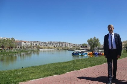 Yeşilvadi Parkı&#8217;nda temizlik yapılıyor